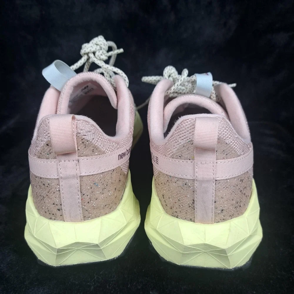 New Balance Tektrel Shoes Mens 8.5 Womens 10 Brown Yellow Trail Running WTTTRLH1